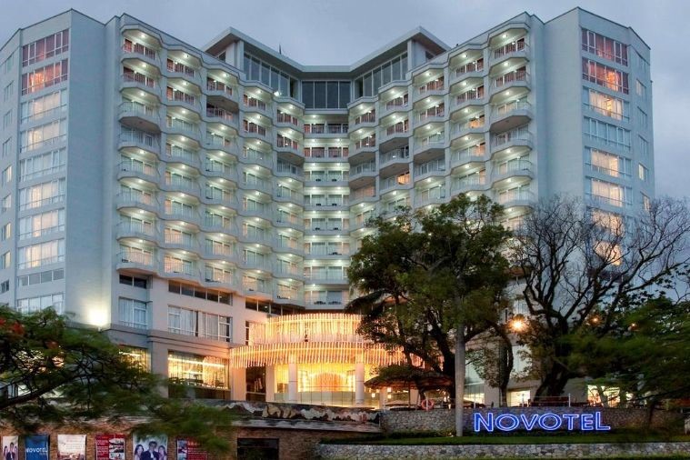 Khách sạn Novotel Hạ Long Bay